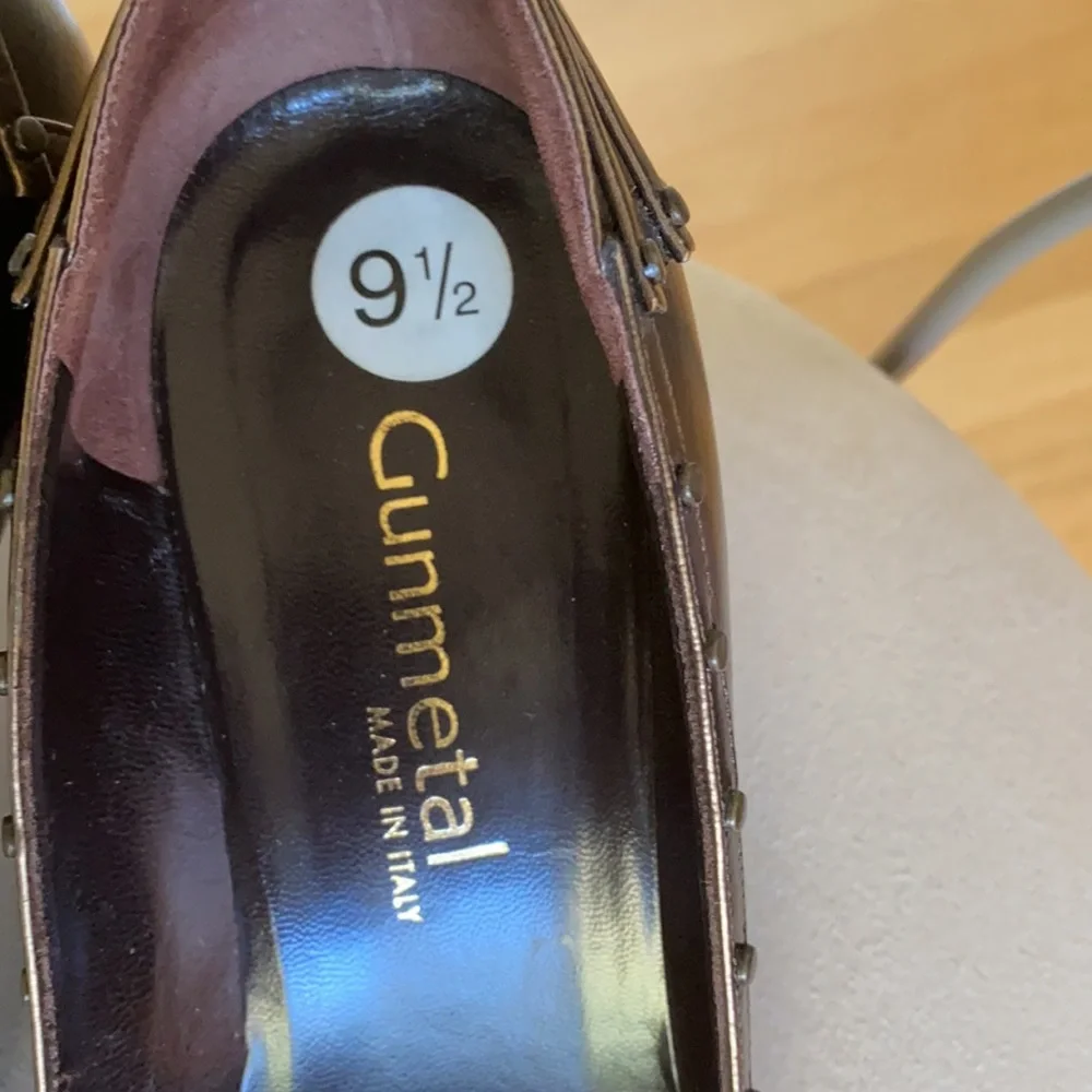 “Gunmetal”  heels. Made in Italy. - Picture 2 of 12